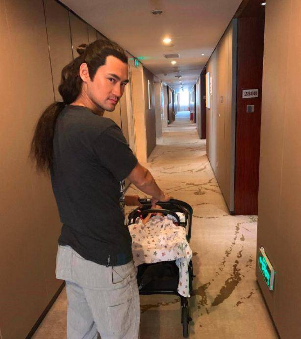 袁弘结婚时的那一次伴郎阵容,至今被称为演艺圈最为豪华的伴郎阵容