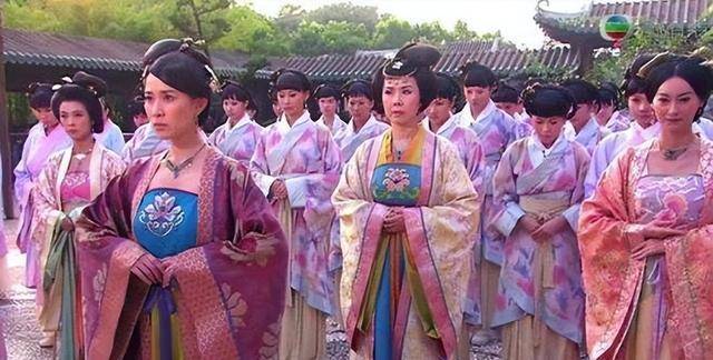 原创古代秀女对比为何只有清朝秀女很丑揭秘清朝选秀背后的潜规则