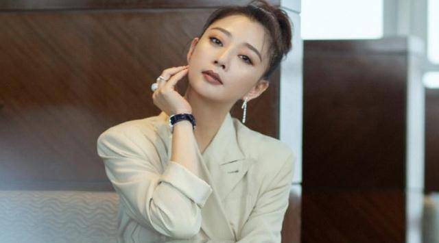 原创曾被吴谨言压番今靠人世间为自己正名殷桃的成名路有多艰难