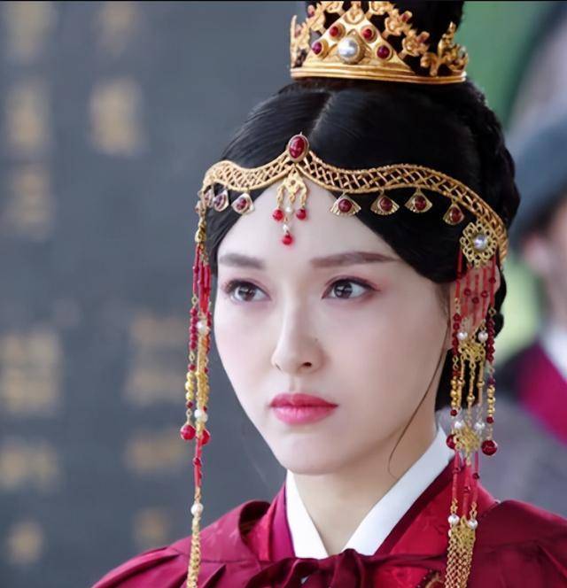 为了后宫可以开枝散叶,辽圣宗又纳了不少妃子为自己绵延子嗣,不久他