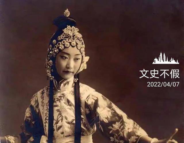 原创溥仪为何拒绝最美格格王敏彤的追求却娶了二婚护士李淑贤为妻