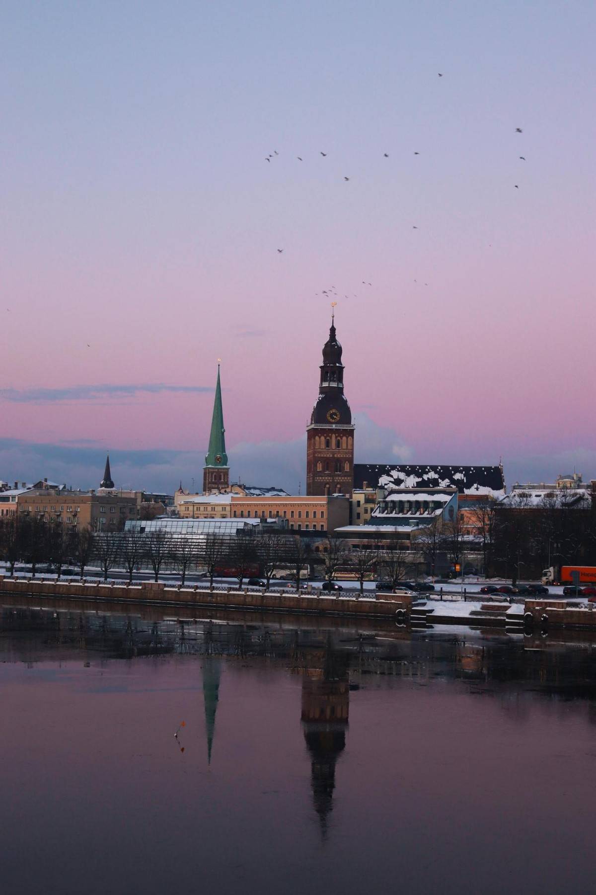 拉脱维亚1月份出口超过进口经济保持稳健增长