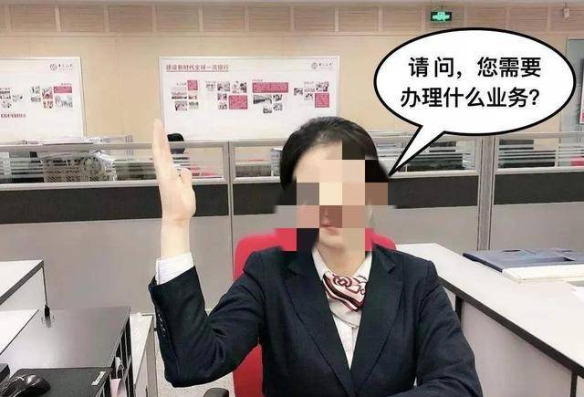 这话逗笑了许璐璐,看着笑面如花的小姐姐,他的心又醉了!