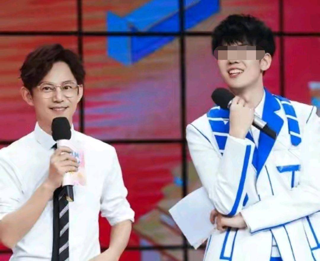 原创仝卓工作室连环爆料男工作人员否认对其暗恋为了利益撕破脸