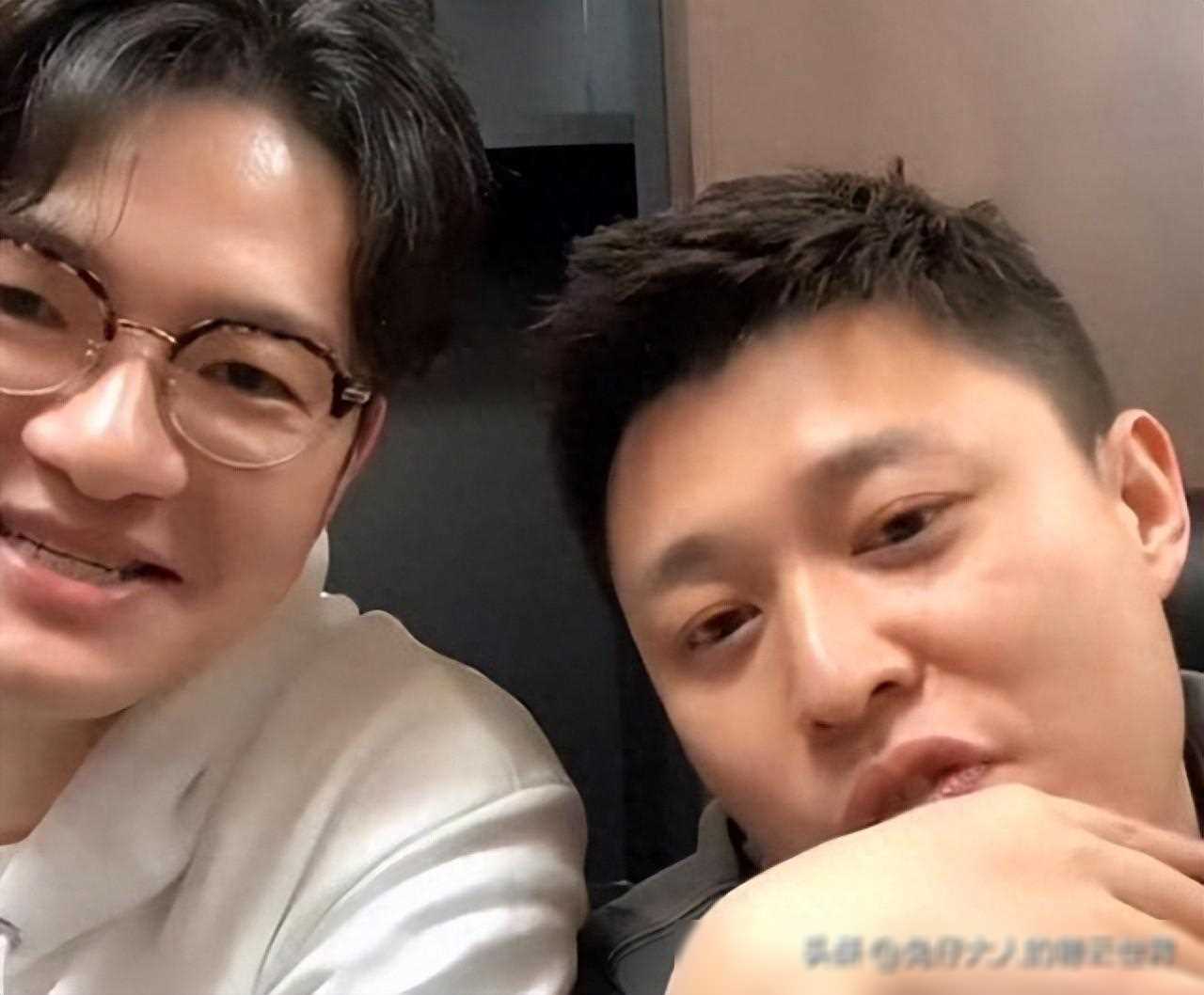 德云社演员多才多艺骑行录歌不停歇网友热议