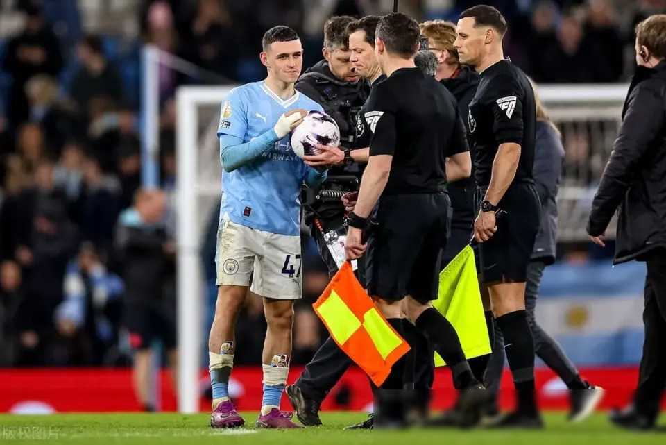 原创瓜迪奥拉妙用无锋战术曼城复仇维拉福登戴帽戏埃梅里