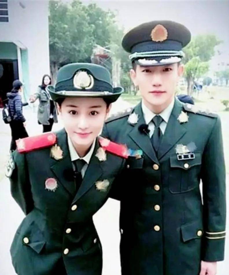 原创张馨予为何甘愿放弃5000万年薪,也要嫁给何捷,背后原因让人感动