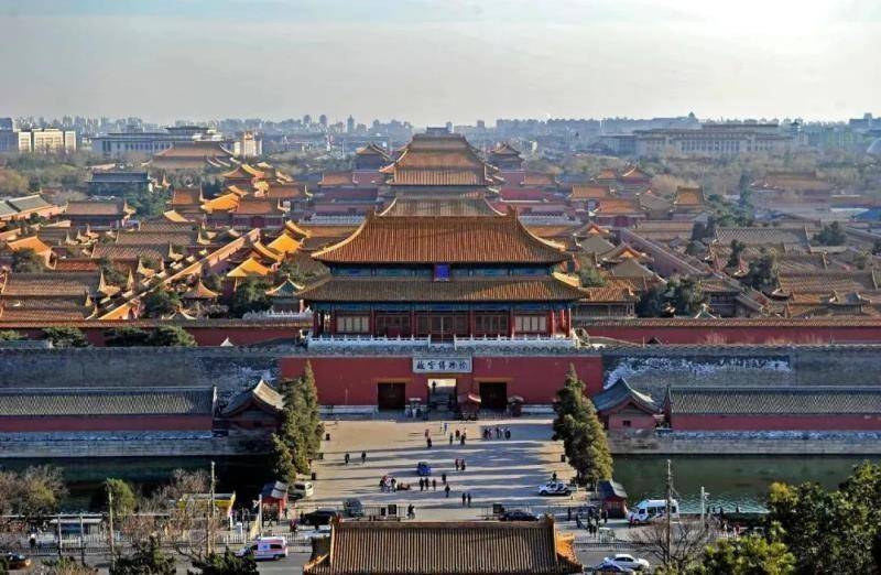 故宫为何要在5点关门每年用60吨猪血镇邪背后的真相是什么