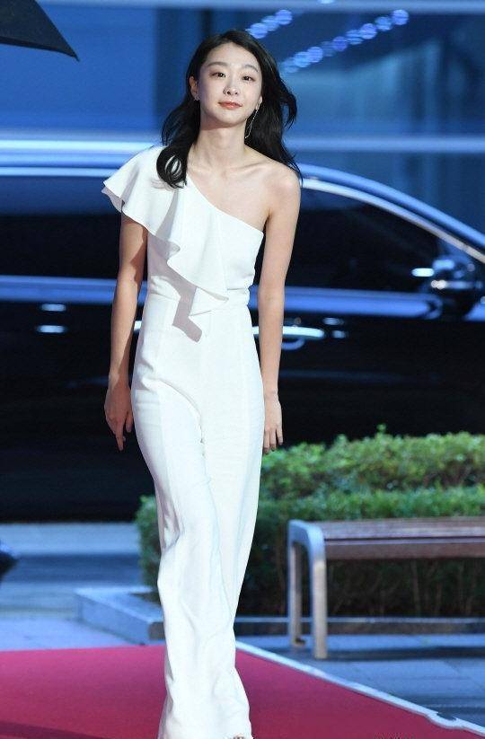 原创            《梨泰院class》女主金多美火了！单眼皮娃娃脸身高170，你相信吗-金多美的照片