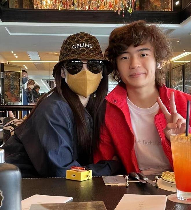 港媒为张柏芝16岁大儿子辟谣:没有恋爱,妈妈张柏芝也没有生病_lucas