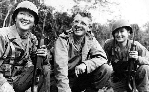 至今仍戴中国军徽,每年都向一名中国将军致敬_美军_游骑兵_特种部队