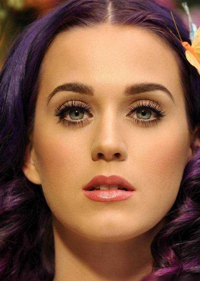 原创尊敬的读者,请勿观看,以免难以抵挡凯蒂·佩里的魅力!