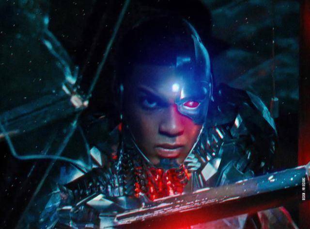 超女卡拉在漫画中属于一位非常标准的二线英雄,虽然她和超人拥有相近