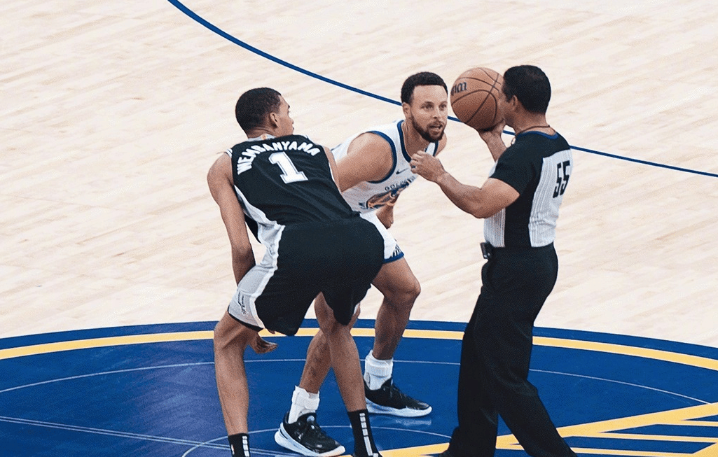 场均29分15板7助5帽历史首人这就是他能成nba第一状元的原因