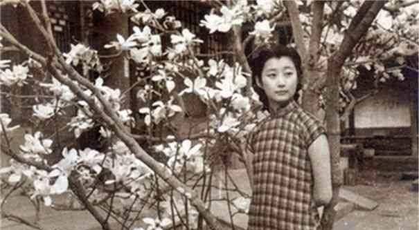 挚爱溥仪的最美格格被饺子噎死一生才情付水流
