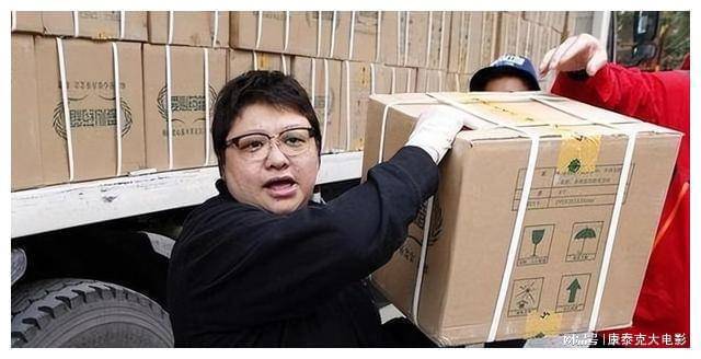 老戏骨人设崩塌人前爱国捞金背后竟一毛不拔这5位要脸吗