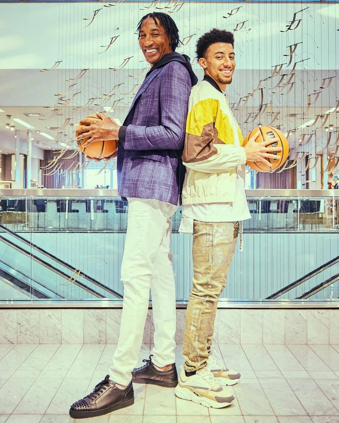 原创皮蓬亲儿子怒砍生涯最高分离开湖人彻底爆发