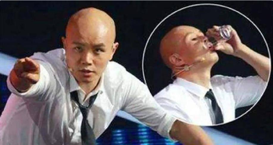 原创原创封后的乐嘉过得怎么样风光不再在小县城给企业员工做培训