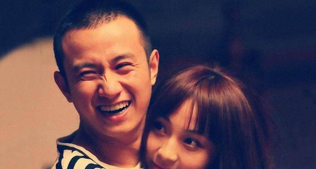 前几年,文章出轨一事闹得沸沸扬扬,其实每个妻子得知老公出轨后都很难