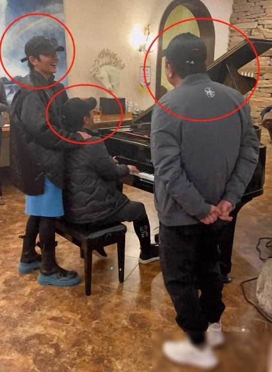 原创孟鹤堂唱歌栾树伴奏于谦引荐人脉干儿子受益匪浅