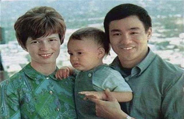 一生结了三次婚,至今仍声称最爱李小龙_琳达·埃莫瑞_李国豪_功夫