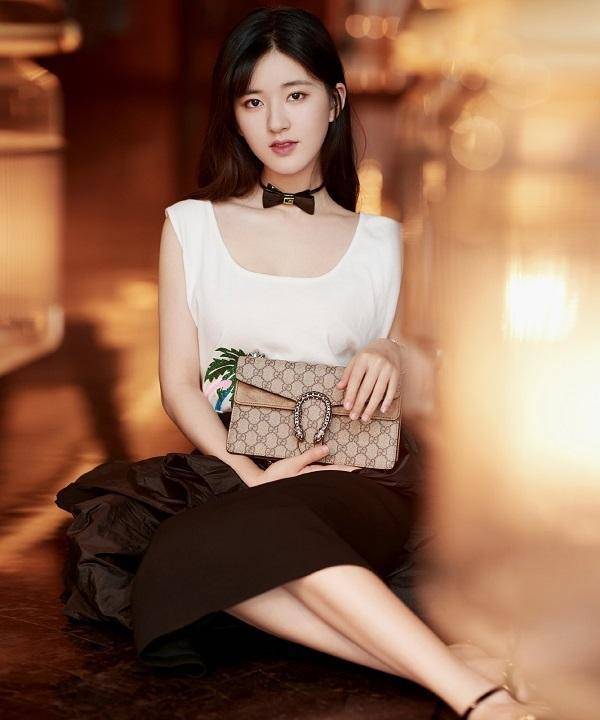 内涵其忘恩负义,称火了就删了自己联系方式_于妈_女明星_人家