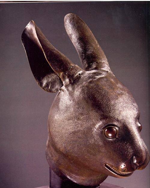 原创法国人拍卖来自中国的赃物有人这么做大伙齐赞干得漂亮