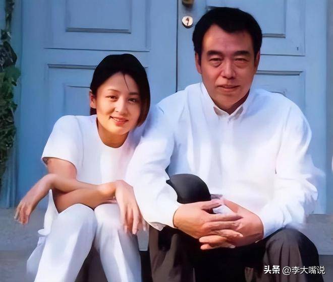 她被称为"大陆第一美人",两大名导为其着迷,今55岁活的像25岁_陈凯歌