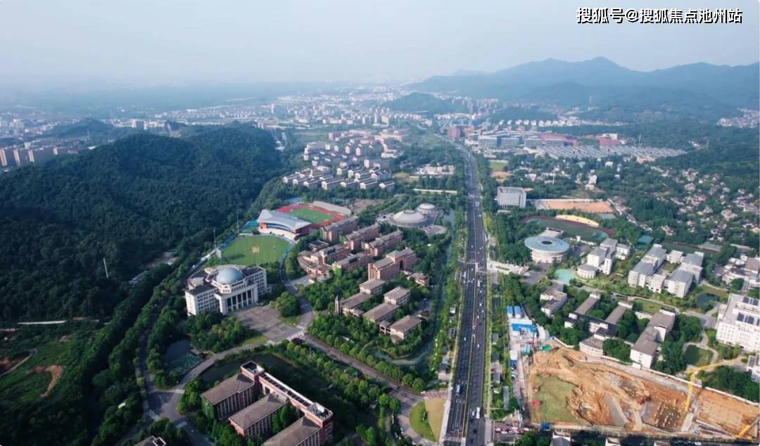 小和山科学城 实景图和映云筑贵隐西湖区"宜居板块"——小和山.