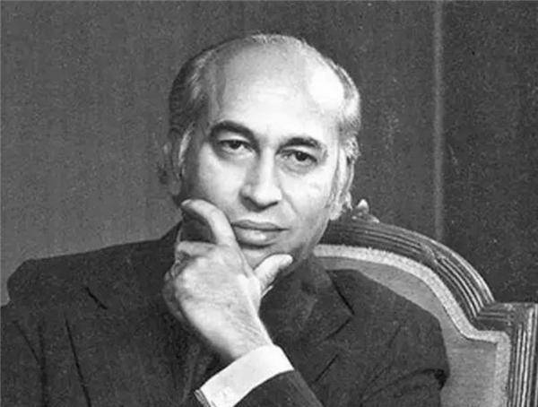 巴基斯坦总统布托被判绞刑行刑前留下最后的遗言我是无辜的