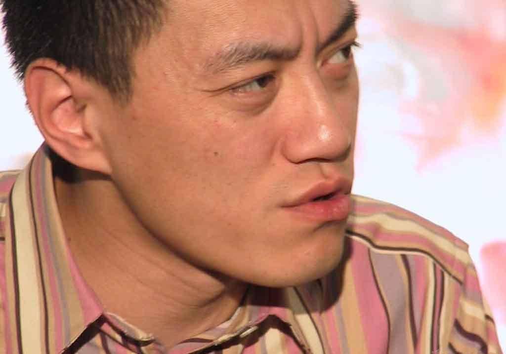 原创雪村离过一次婚2婚娶小13岁娇妻和父亲相爱相杀