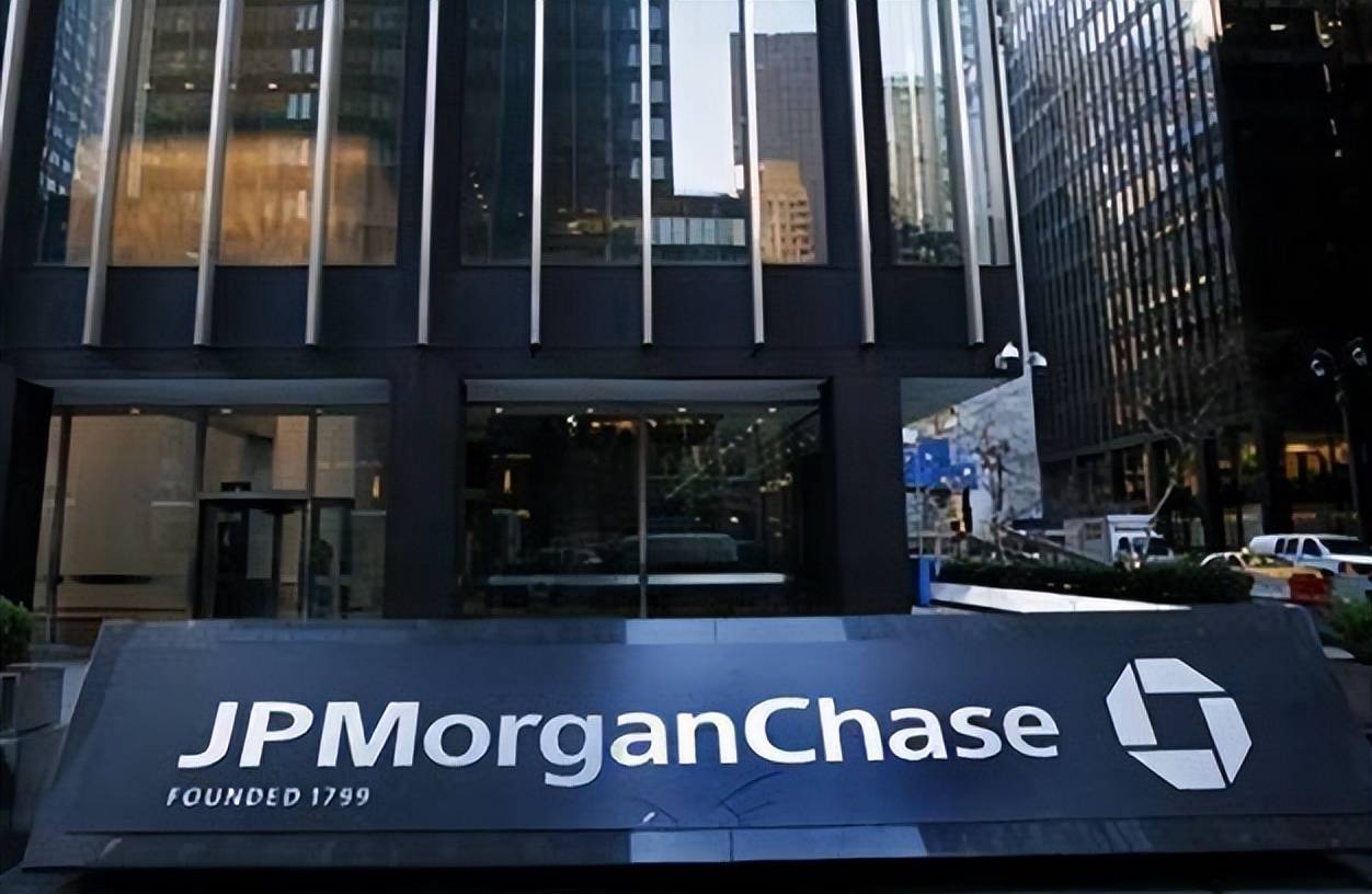 耶伦刚结束访华美银行家就发警告美国面临二战以来最严重风险