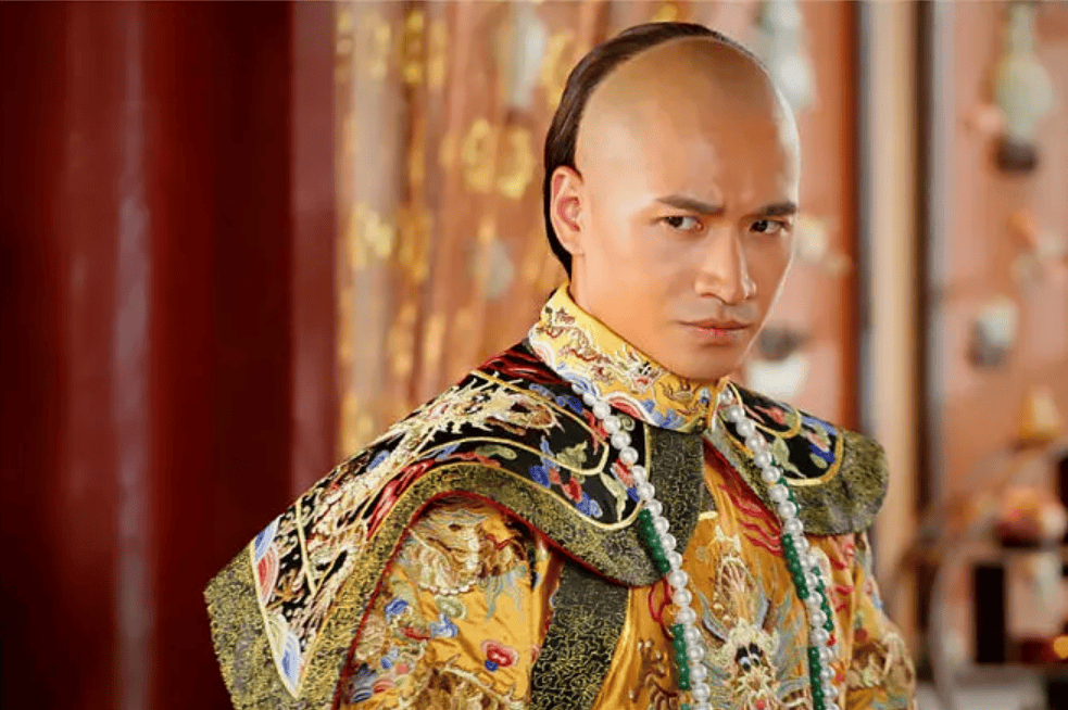 事实证明,"消失"10年的演员何晟铭,早已走上了一条"不归路"_于正_角色