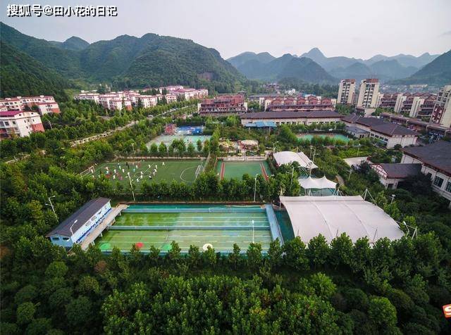 桐梓九坝生态度假区避暑房海拔1350米商业街配套高铁公交车直达