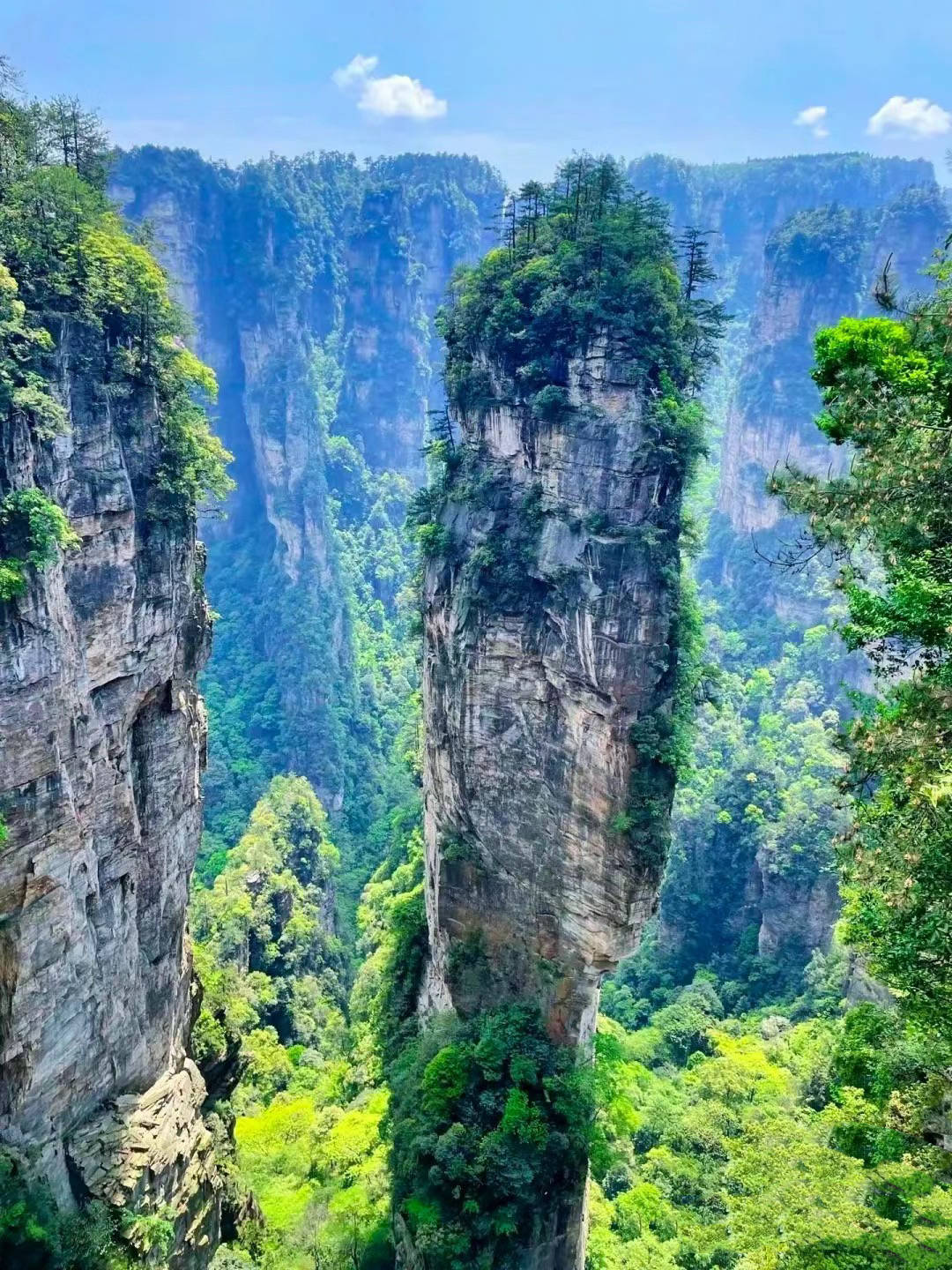 day5:凤凰古城(沱江>虹桥>凤凰图腾>小石板街>烟雨凤凰)>愉快结束行程