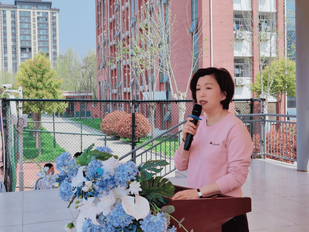 项城市莲溪初级中学教育集团举行春季运动会开幕式