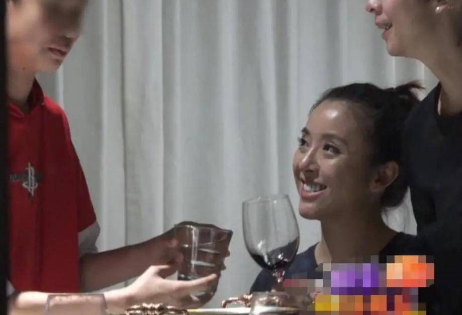 黄小蕾拒绝杜淳追求向大张伟示好被拒后嫁认识38天的男人