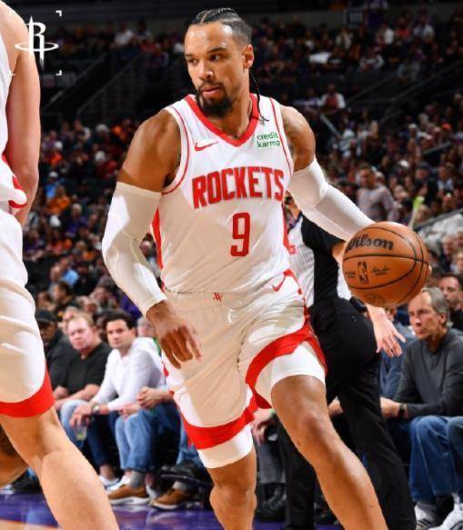 狄龙布鲁克斯的表现引人瞩目火箭队需加强防守端