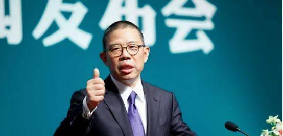 "孤狼"钟睒睒:带领农夫山泉突出重围,打败马化腾晋升中国首富_马云