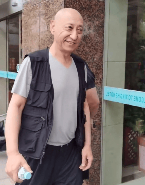 版《倚天》,才发现电影中隐藏了10位内地演员_闫怀礼_刘大刚_张春仲