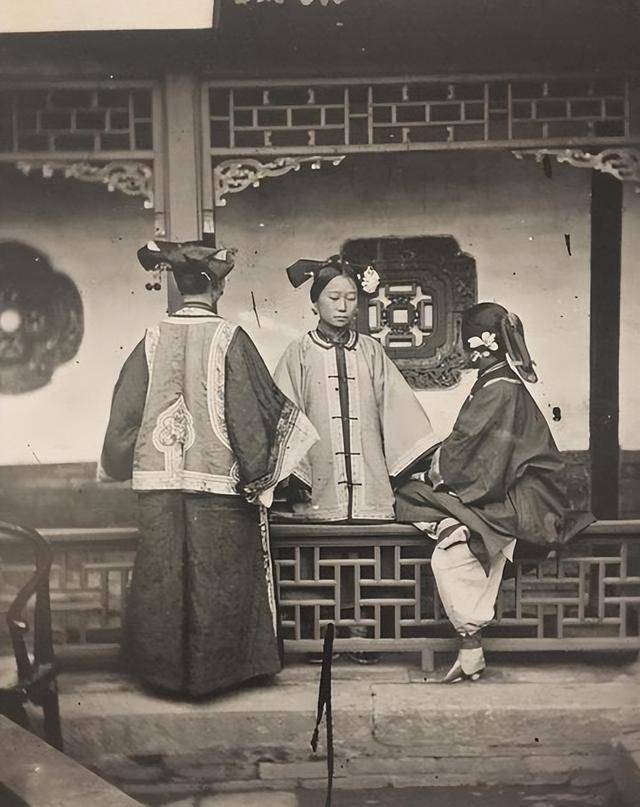 原创清朝太监的真实回忆各宫小主冰雪聪明宫女无美人皇子常饿死