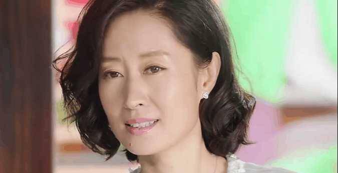 不,这6位女星告诉你,年纪越大可以越美_闫妮_许晴_刘敏涛