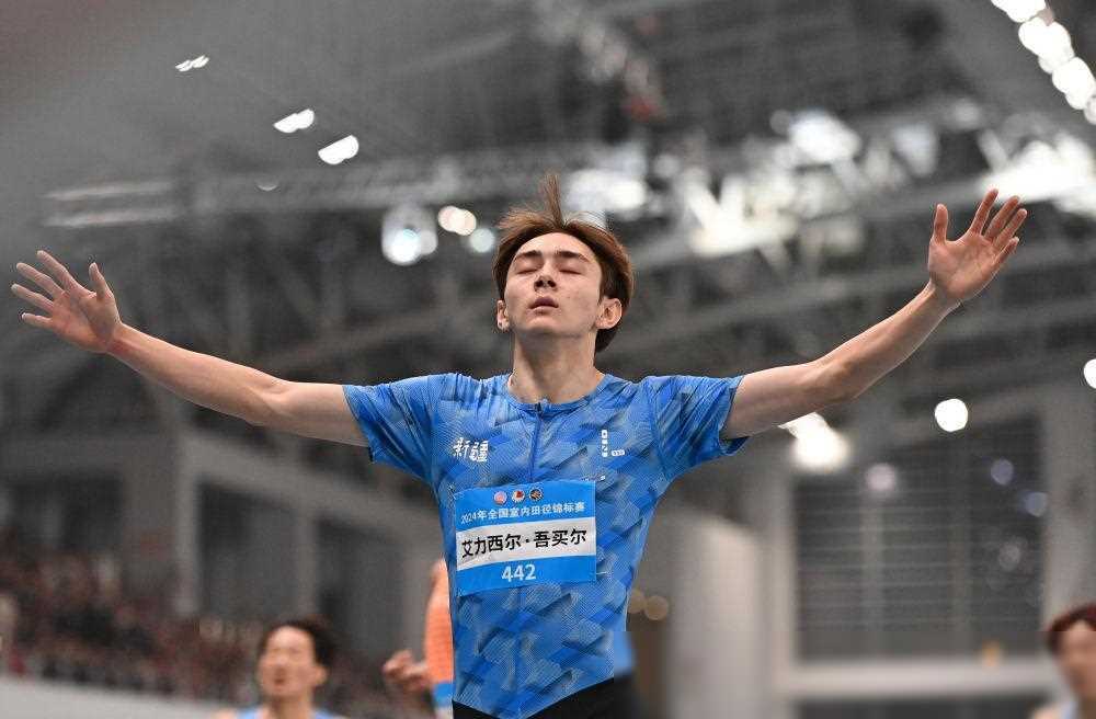 原创新疆小伙创佳绩20天内两破纪录努力追赶苏炳添