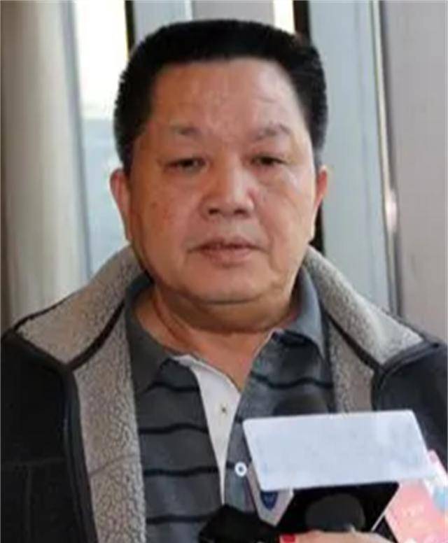 原创1981年台湾王牌飞行员黄植诚驾驶650万战机投奔大陆结局如何