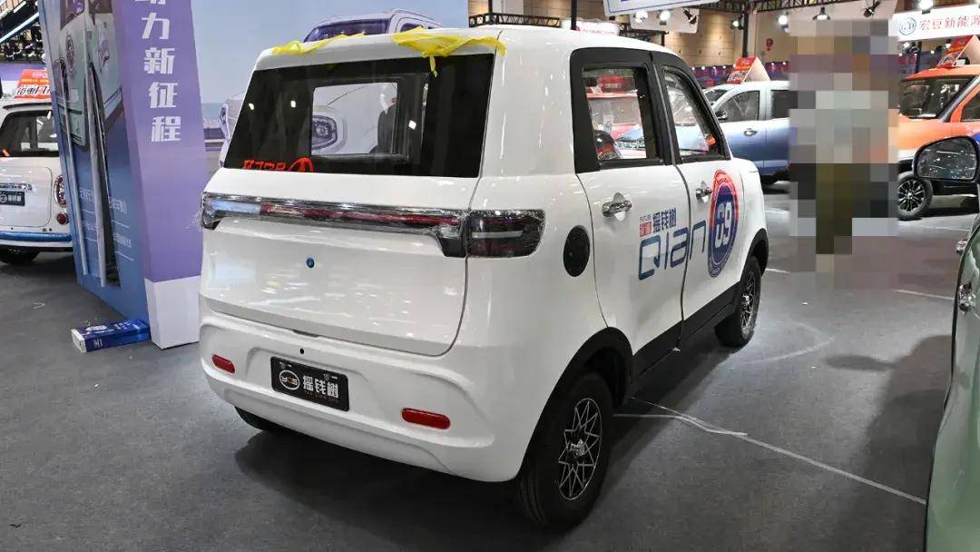 原创中国最抽象的车展cpu干烧了