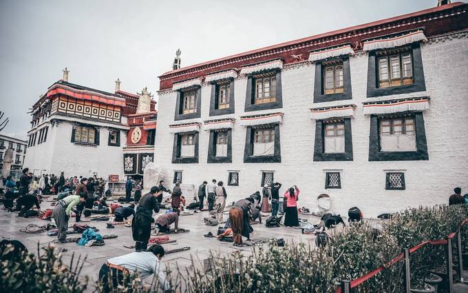 西藏大昭寺七日游自由行花费多少钱西藏拉萨7天6晚跟团价格