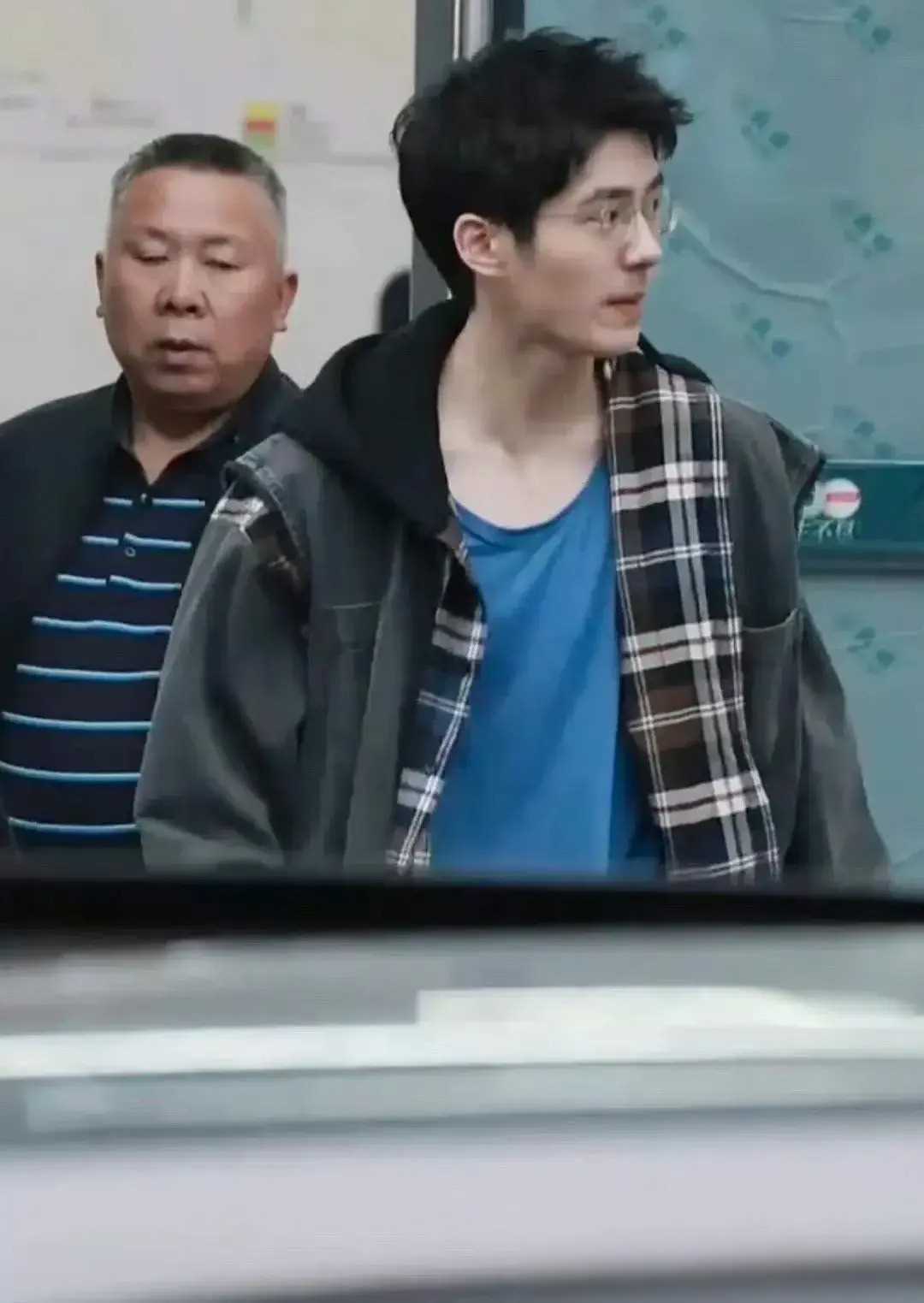 原创刘昊然与周冬雨分手后颜值回春那种少年感又回来了好帅
