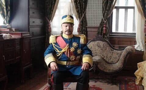 只因妻子说错一句话,丈夫勃然大怒,拒绝和她同房,妻子半生孤苦_袁世凯