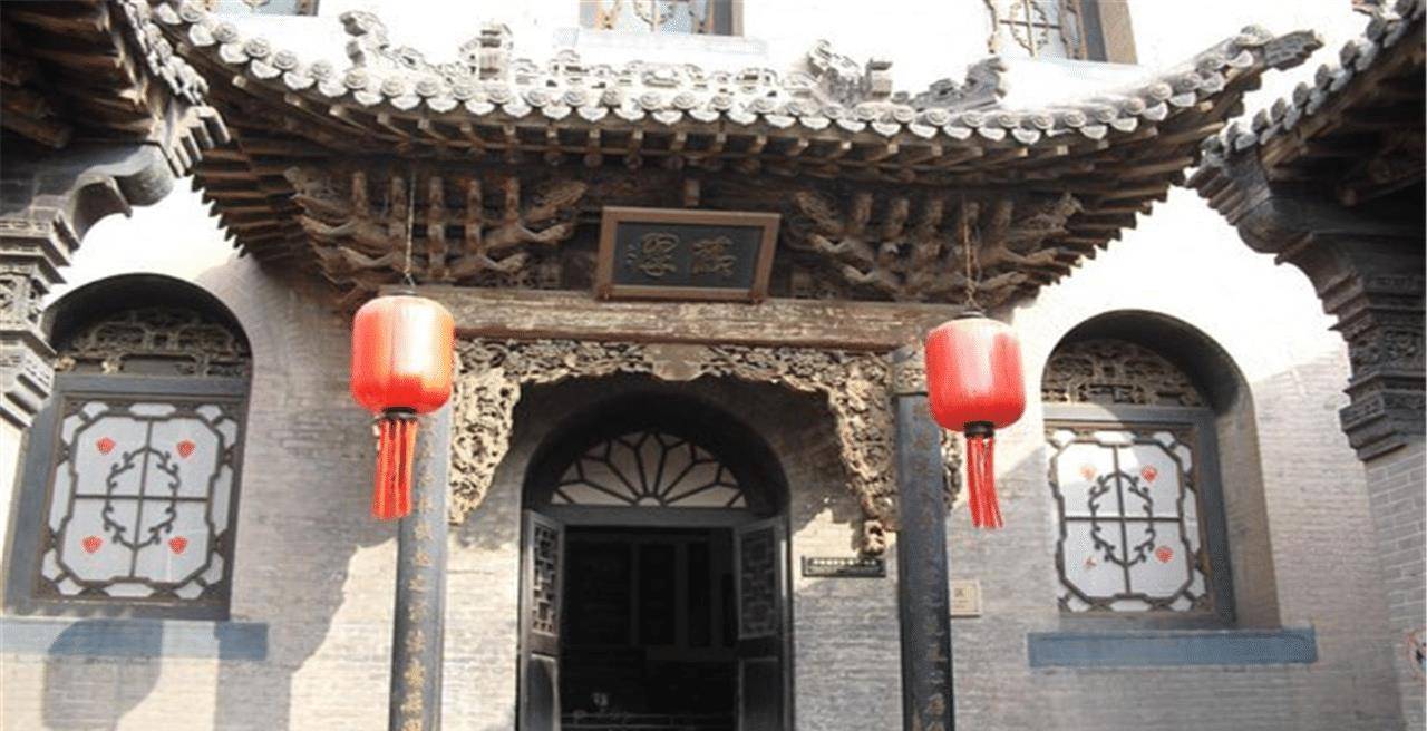 留给后人进行游览参观,晋商有乔家大院,王家大院,常家庄园,李家大院