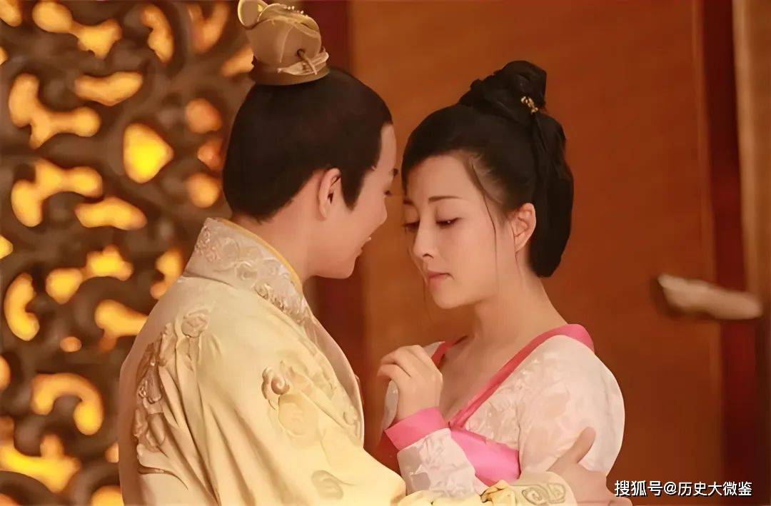 先有唐太宗李世民霸占了弟弟李元吉的嫡妻杨氏,还生下儿子曹王李明.